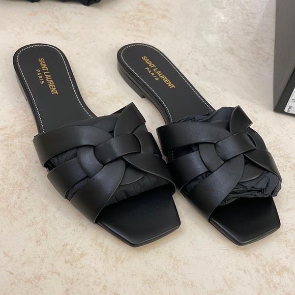 Saint Laurent sandals brand new with box and receipt ! Size 8 - Picture 1 of 3